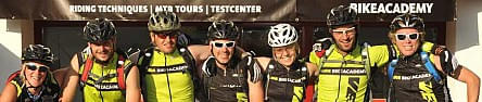 Die Crew der Bike Academy Hotel Metzgerwirt Kirchberg in Tirol